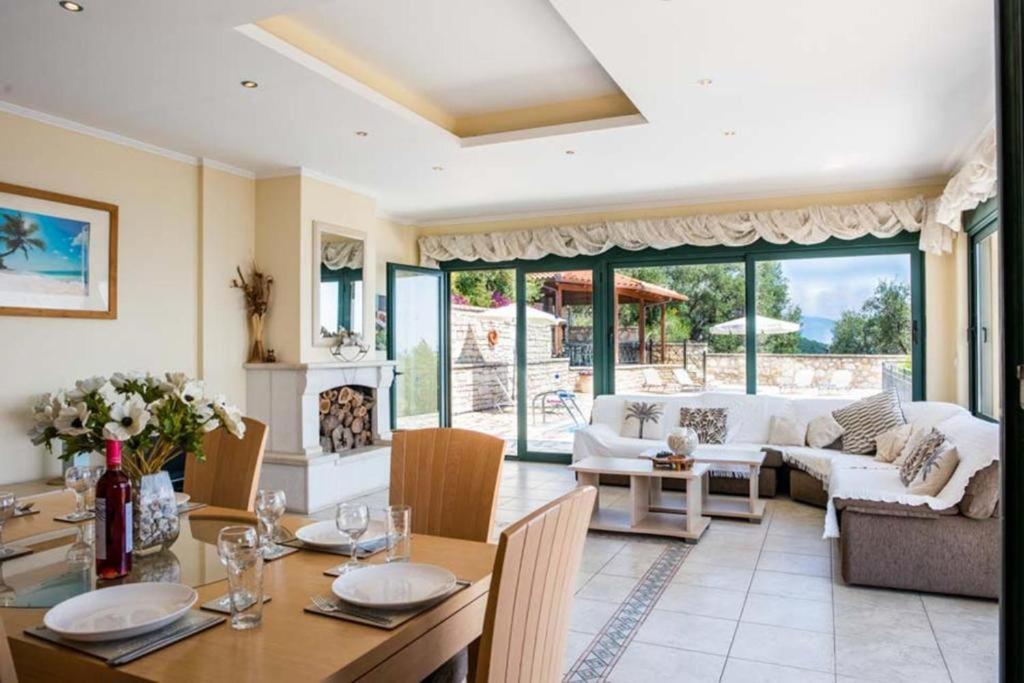 Villa Theaya *