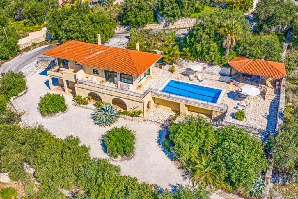 Theaya Nisaki (Corfu)